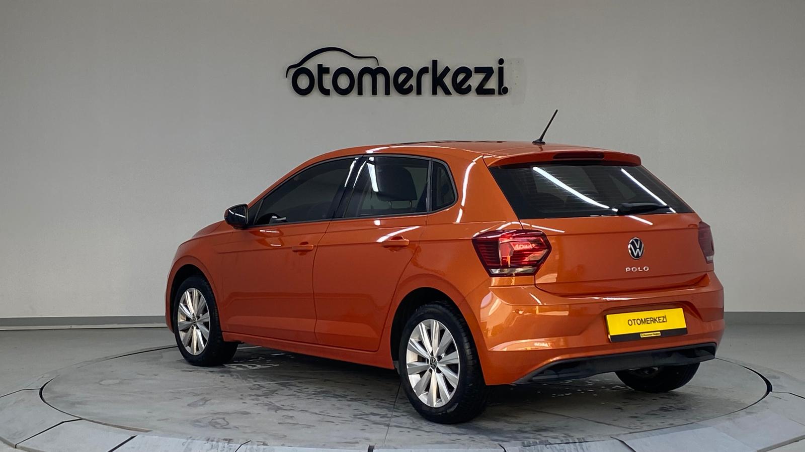 VOLKSWAGEN POLO 4